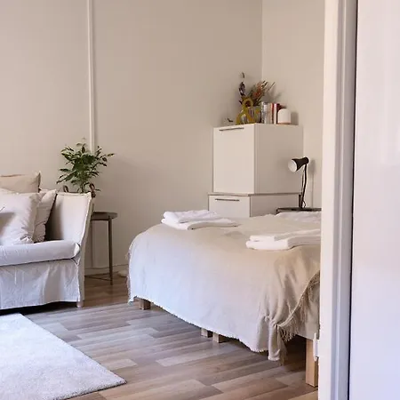 2ndhomes Bright 35m2 Courtyard By Tahtitorni Park דירה *