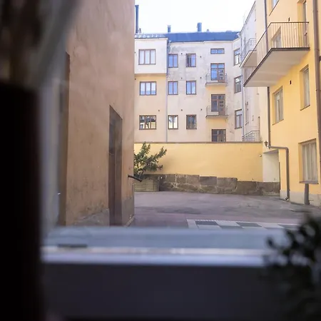 2ndhomes Bright 35m2 Courtyard By Tahtitorni Park شقة هلسنكي